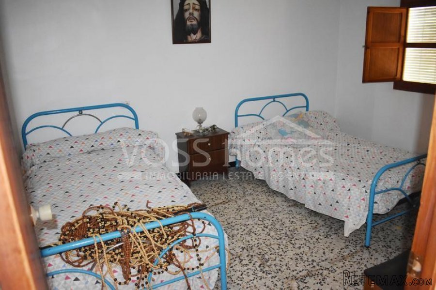 A lovely, Spanish habitable, 2 / 3 bed edge of village /.. - 3