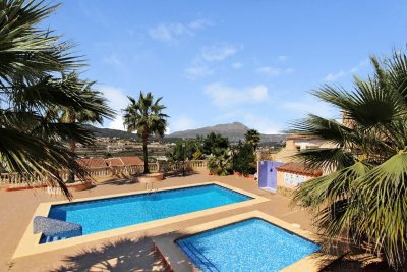 Detached villa on a lovely urbanisation.. - 2