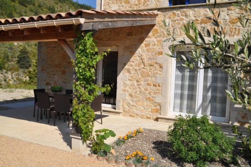 Stone House With Two Independent.. - 2