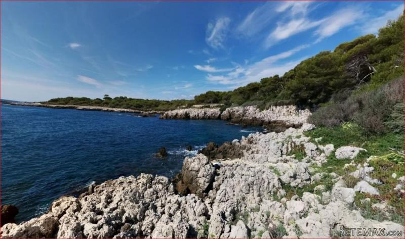 3 Bedroom Penthouse For Sale In Antibes - 2