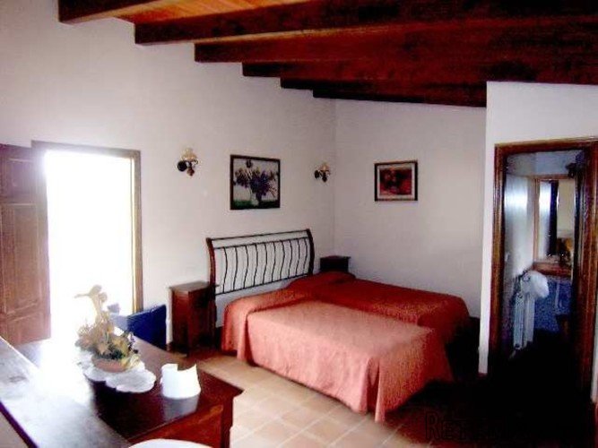 A fantastic rustic property in a rustic plot of 11.000 m2.. - 5