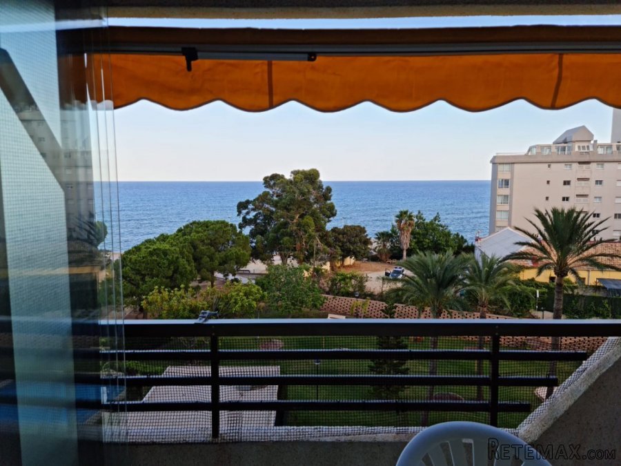Apartamento con hermosas vistas al mar. En excelente..