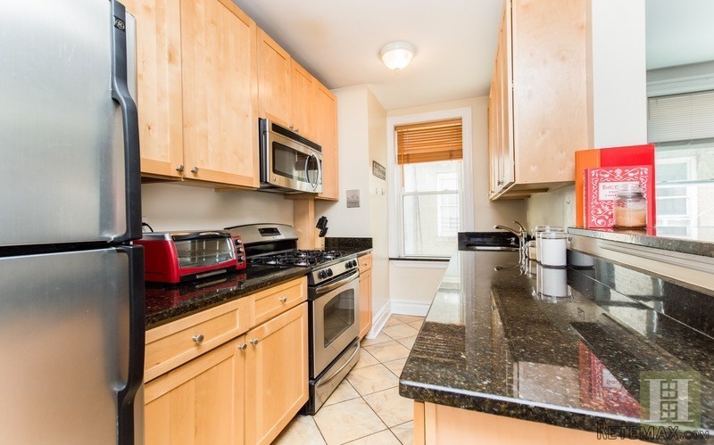 2 bedroom Apartment For Sale: 811..