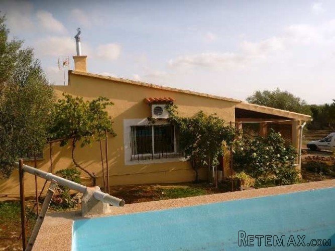 Beautiful rustic property just 2 minutes from the village... - 2