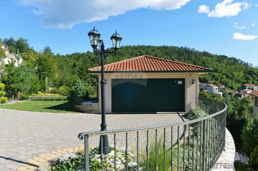 EKSKLUZIVNA VILA 600 m2 - KOMPLETNO UREĐENA - 4