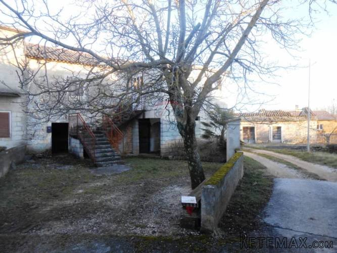 Istra, Sveti Petar u šumi, stara kuća za renoviranje sa...