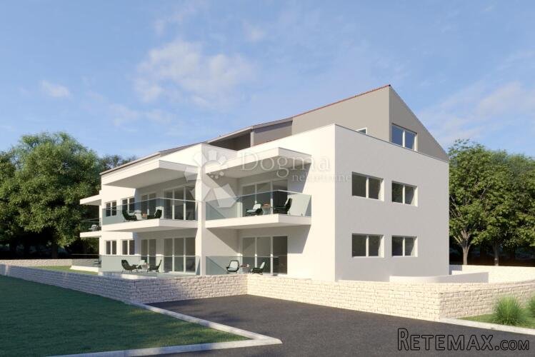 ROVINJ - vrhunski, luksuzni stan 300 m od mora