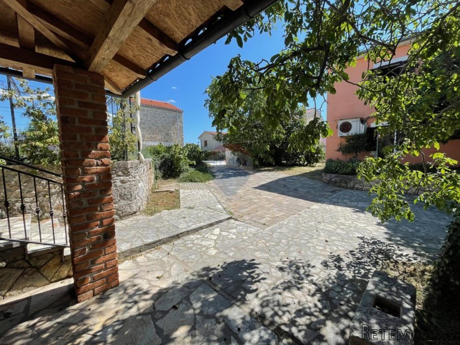 Krk, Gabonjin, autohtona kamena kuća s bazenom, 150 m2 - 6
