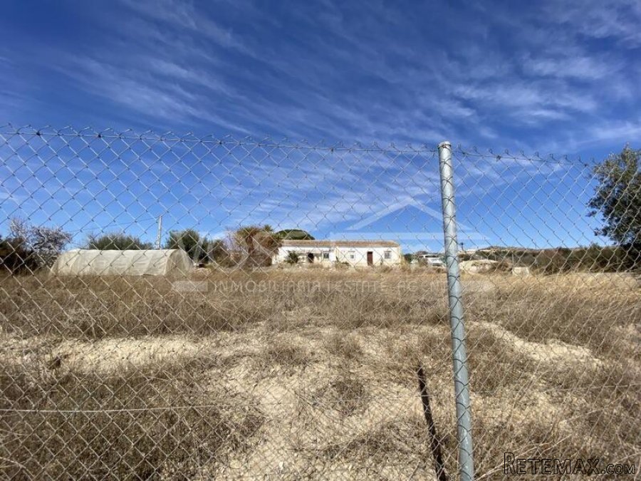 NEW & EXCLUSIVE TO VOSS HOMES - A large 174m2, deceptivey.. - 7