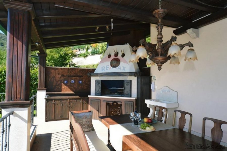 EKSKLUZIVNA VILA 600 m2 - KOMPLETNO UREĐENA - 8