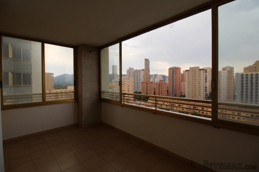 Apartamento de 2 dormitorios y 1 baño en buen estado en..
