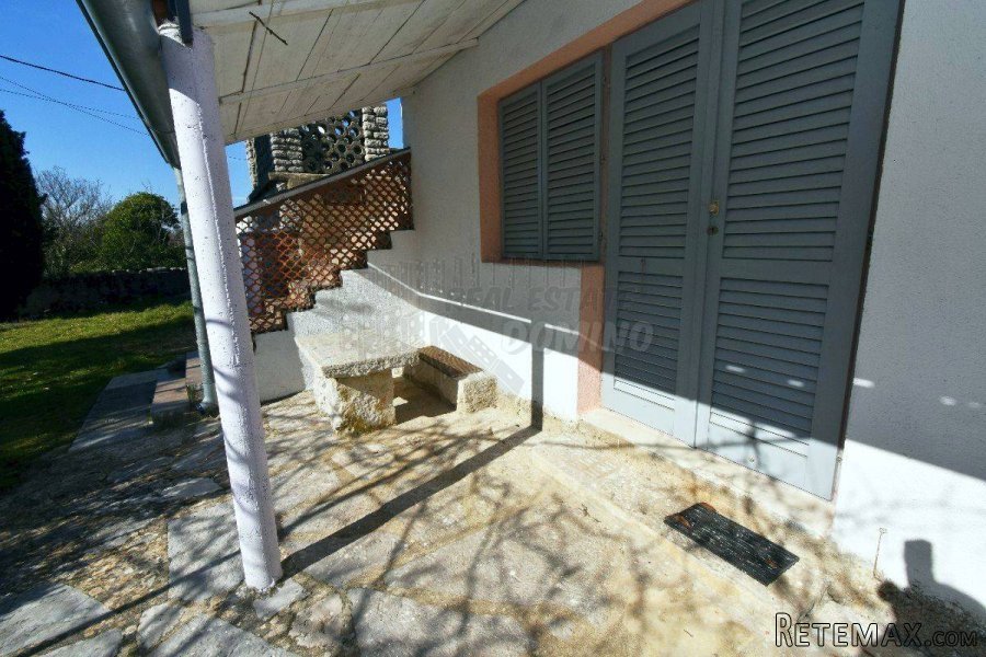 Kuća s okućnicom na mirnom mjestu! Otok Krk! - 11