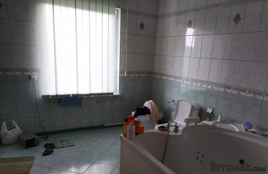 Na prodaju kuca u Loznici - 11
