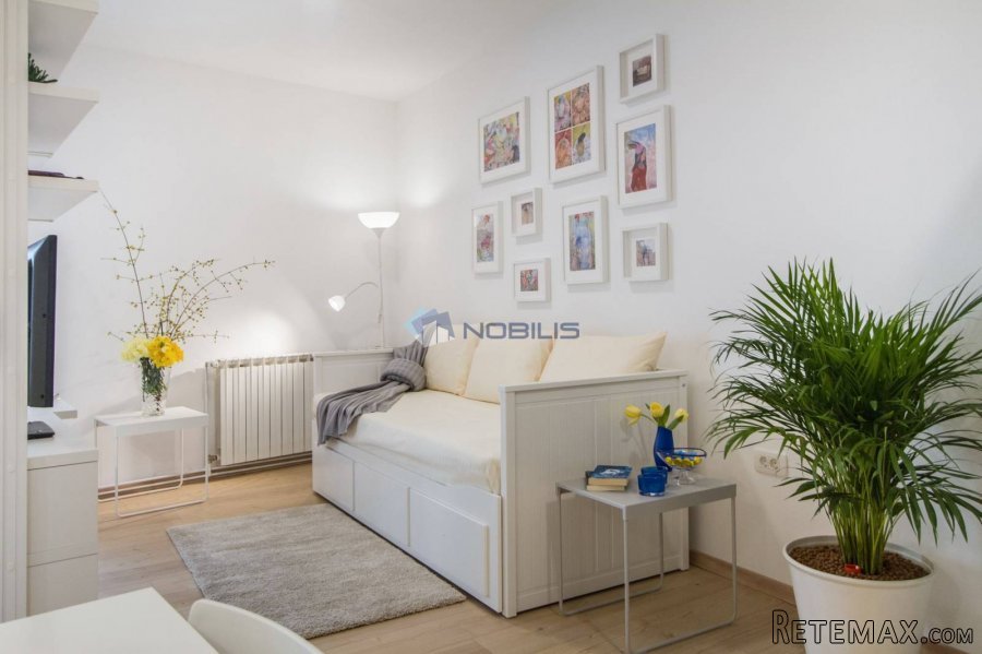Zagreb, centar, 129m2, 3 apartmana, 15m2 terasa - 2