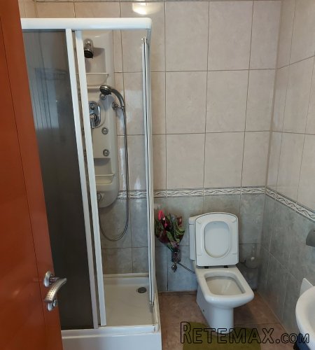 Na prodaju kuca u Loznici - 13