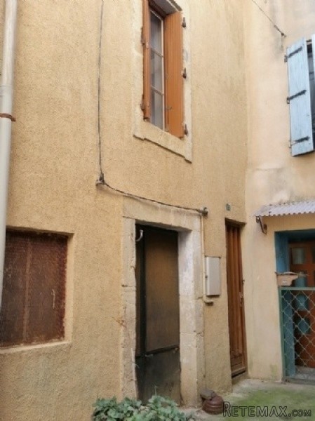 Village House To Modernise With 50 m2..