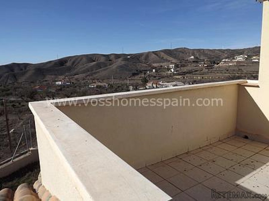 LARGE 2 storey villa with 3 bedrooms, 2 bathrooms (2.. - 14