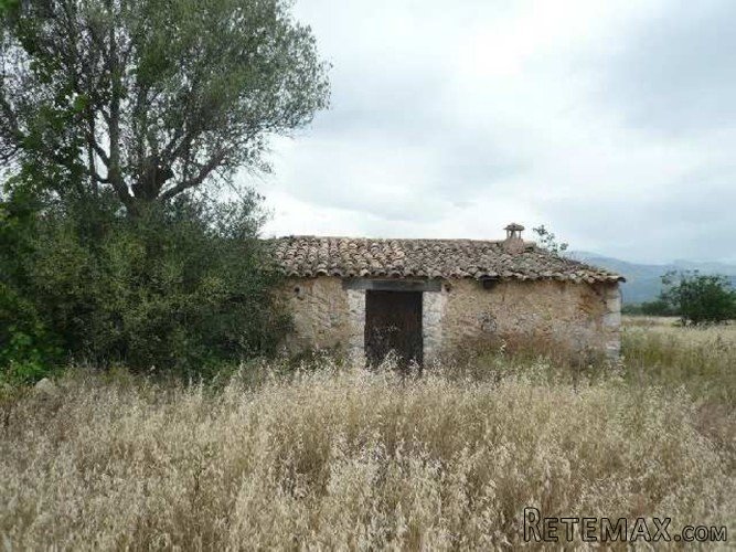 Rustic plot with farmhouse on the border of CAMPANET with.. - 4