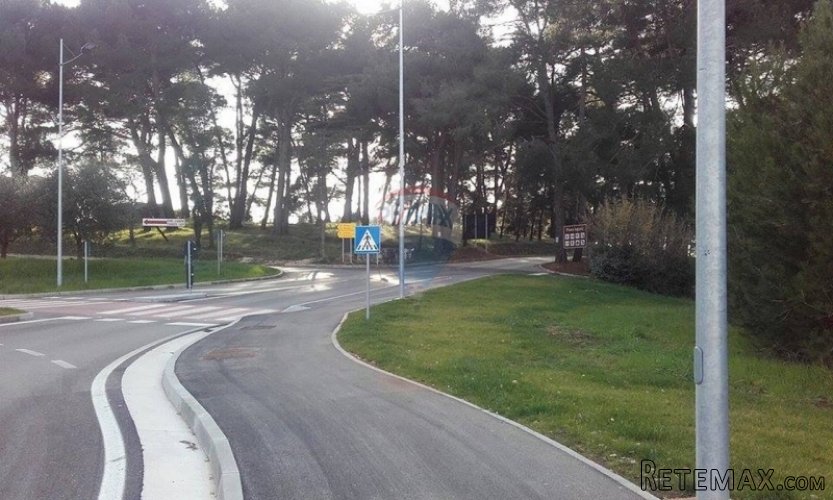 Poreč, građevinsko zemljište u zoni sporta - 3