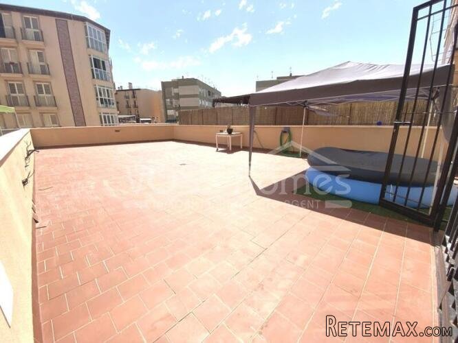 NEW TO VOSS HOMES - First floor apartment with 3 bedrooms.. - 18