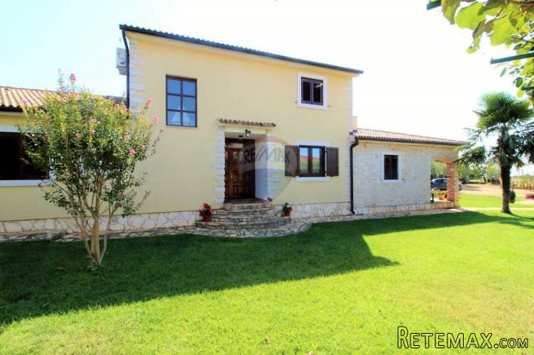 Obiteljska kuća nedaleko Poreča - 4