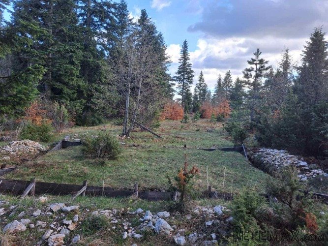 Plac Zlatibor selo Stublo - 18