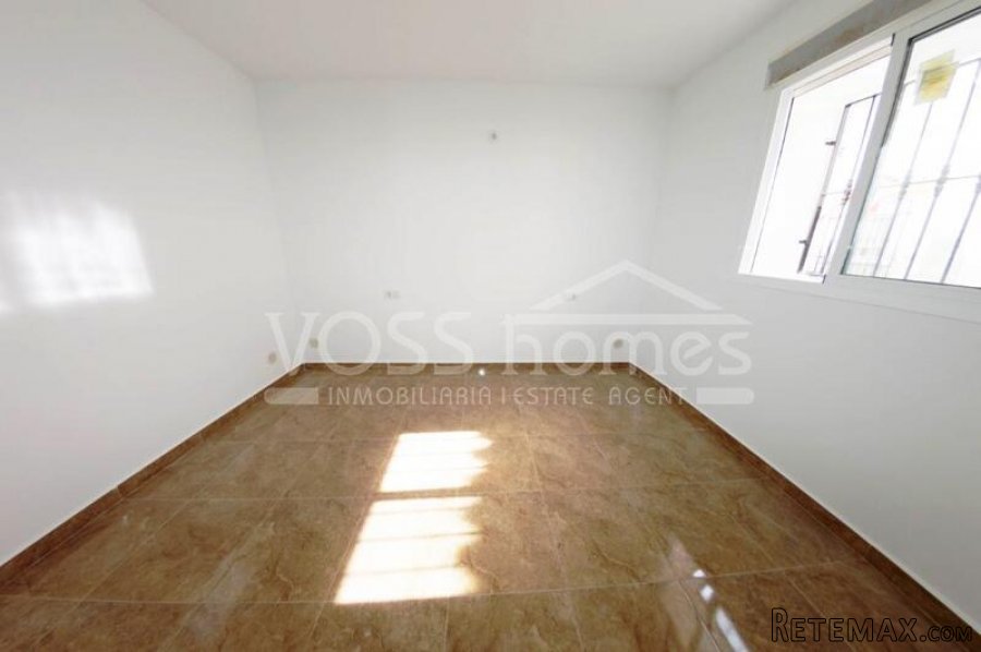 NEW LISTING TO VOSS HOMES - A semi detached 3 bed, 3 bath.. - 9