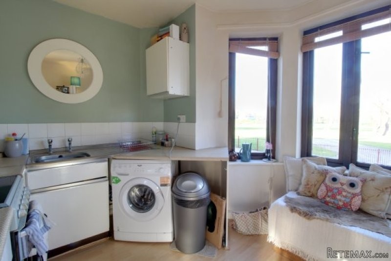 1 bedroom, Flat house for sale - 2