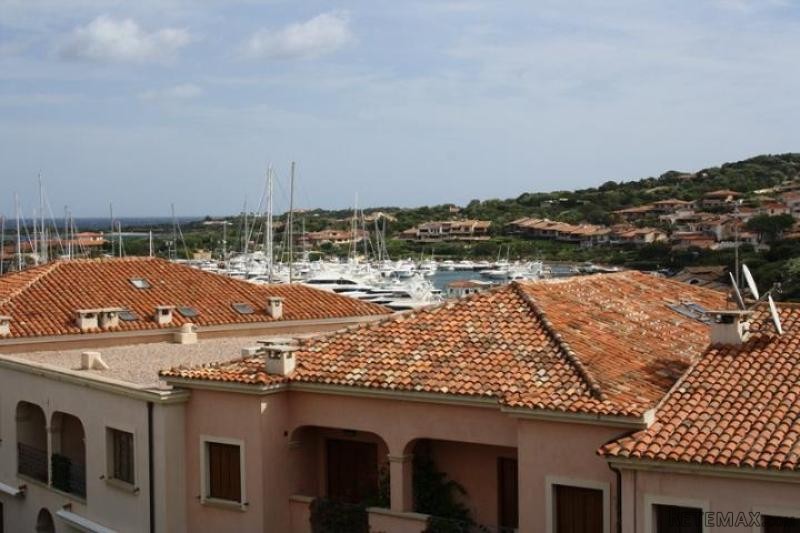 2 Bedrooms - Apartment - For Sale - 2