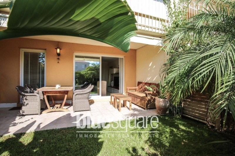 2 bedroom garden apartment in a gated..