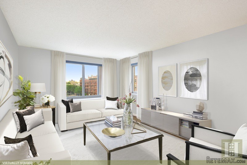 3 bedroom Apartment For Sale: 300 WEST..