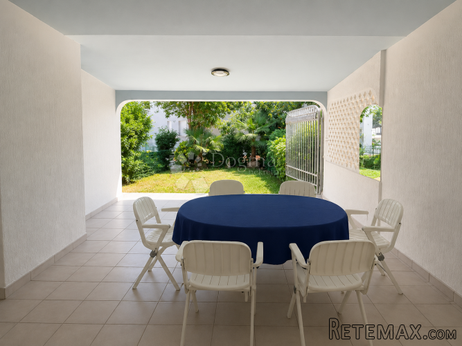 Apartman s dvorištem u Barbarigi - 3