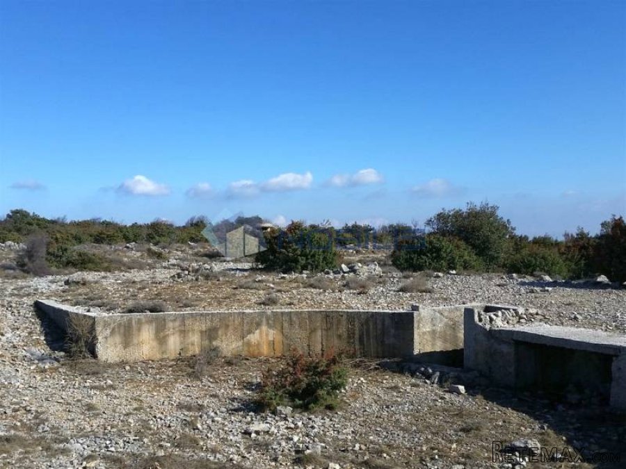 Cres, Grmov zemljište 9750 m2 - 3