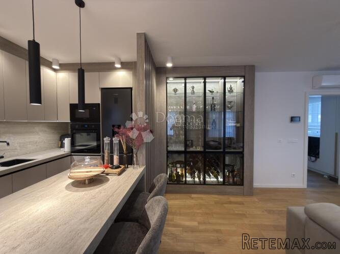 Penthouse Sesvete | 129 m2 | dizajnerski uređen - 3