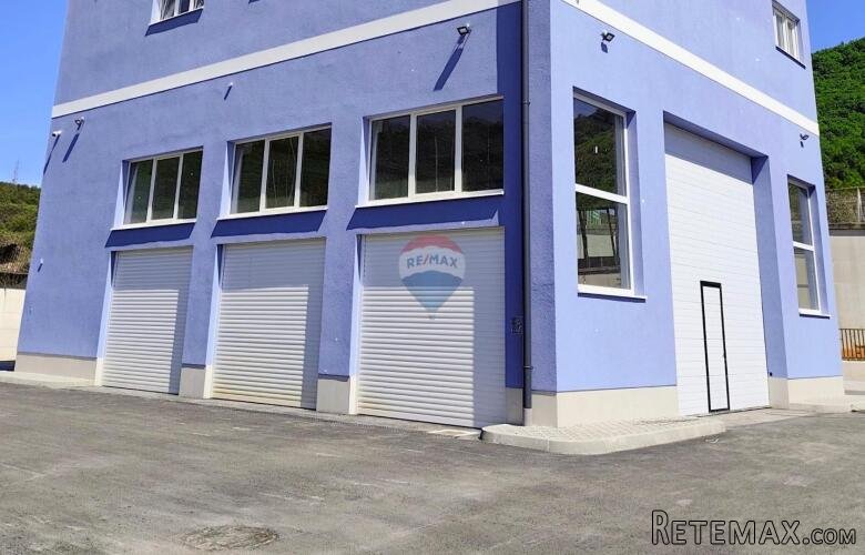 Rijeka, Škurinje, suvremena radiona od 130m2, zakup - 3