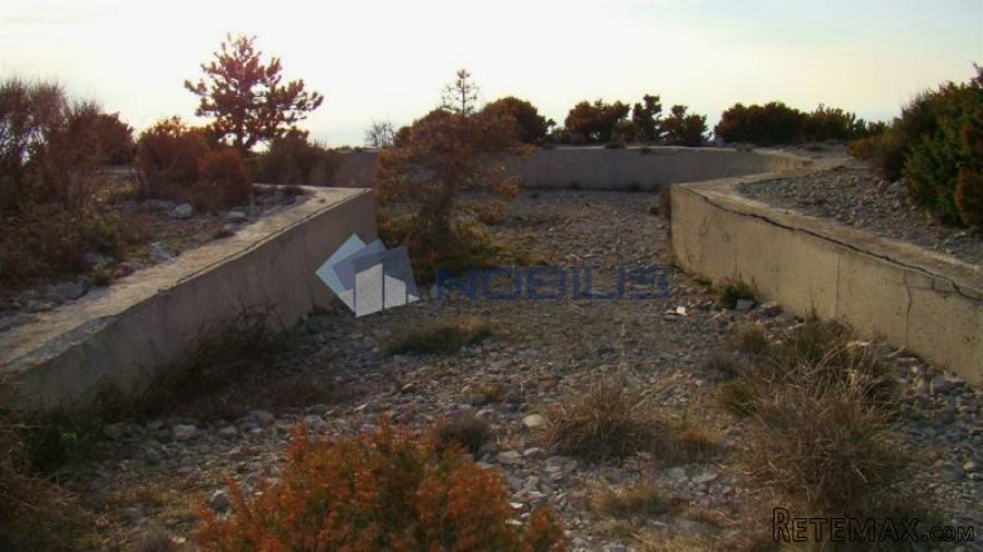 Cres, Grmov zemljište 9750 m2 - 4