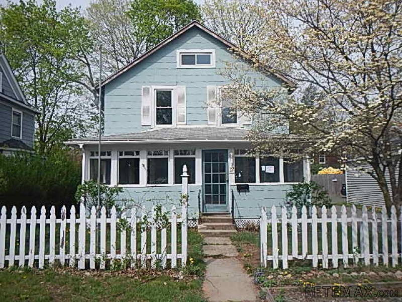12 Doane Street Manchester, CT, 06042..