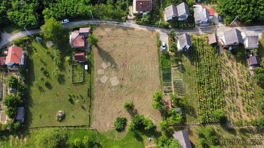 Građevinsko zemljište 1.880 m² – Martin Breg - 2