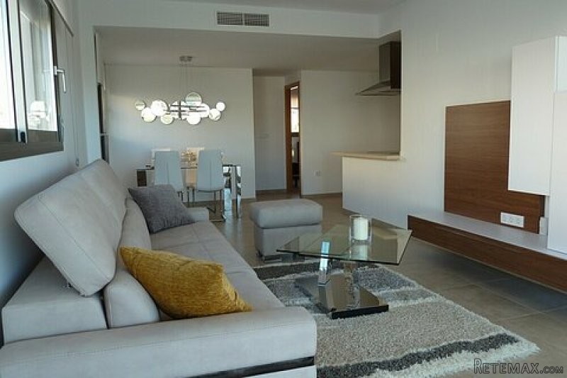 Luxury 3 Bed Penthouse with Private.. - 2