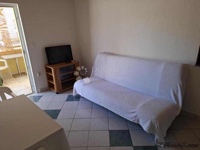 Vodice - apartman u prizemlju - 2