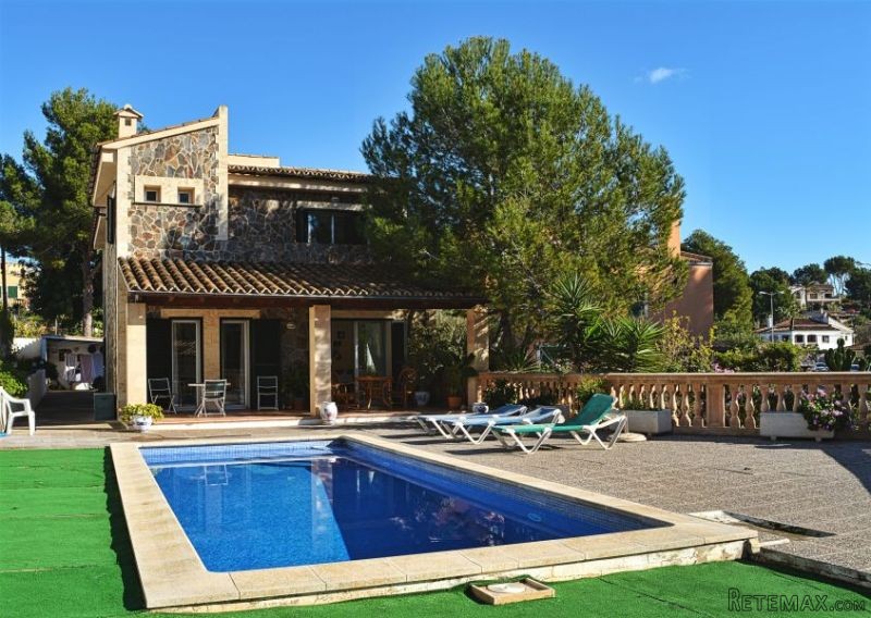 Villa 5 Min Walk From The Beach Costa..