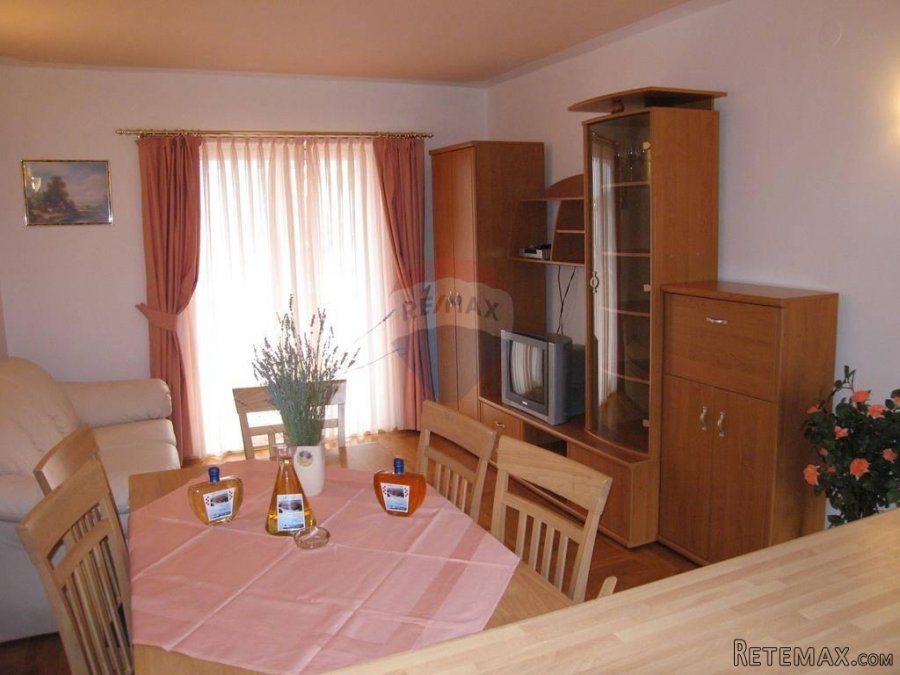 RAB-kuća sa 8 apartmana - 5