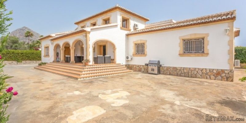 6 bedroom, 4 bathroom, Villa, Javea old.. - 2