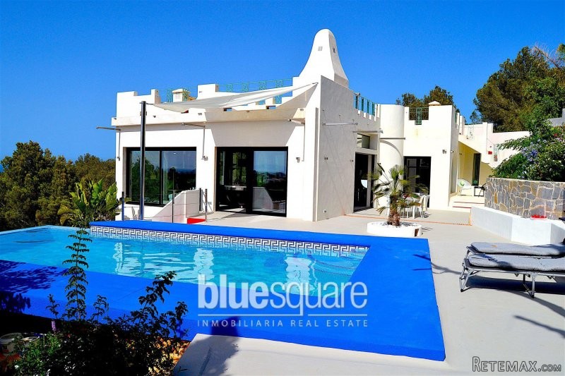 Exceptional villa in Las Rotas With.. - 2