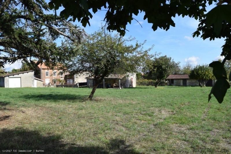 Good Range Of Houses and Outbuildings.. - 2