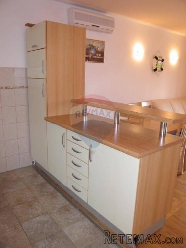 RAB-kuća sa 8 apartmana - 7
