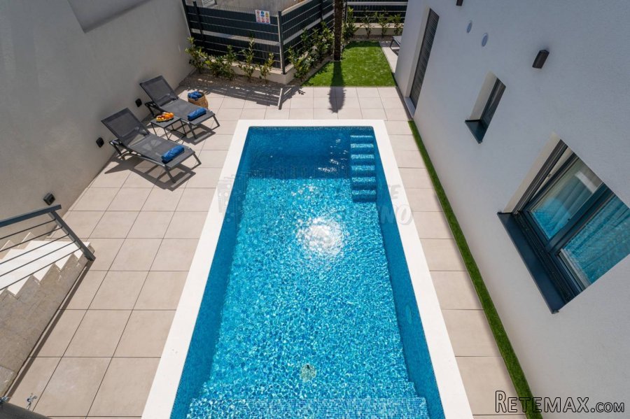 Prekrasan apartman u gradu Krku! - 8