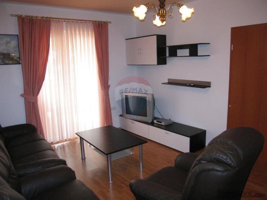 RAB-kuća sa 8 apartmana - 8