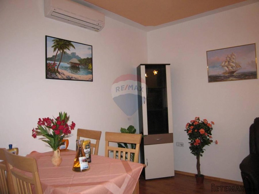 RAB-kuća sa 8 apartmana - 9