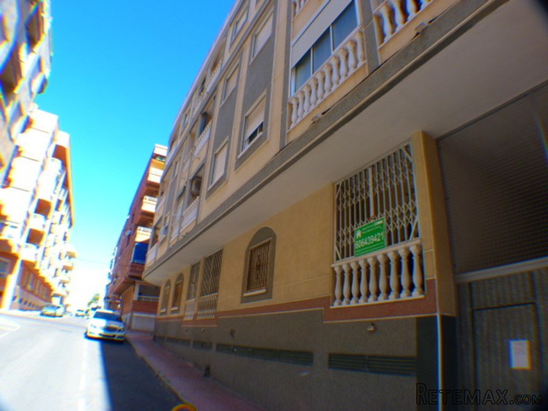 2 Bedrooms - Apartment - Alicante - For..